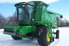 1995 John Deere 9600 Combine