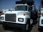 1997 Mack RD688S Tandem Axle Dump Truck