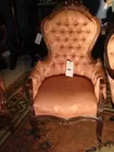 WALNUT VICTORIAN PARLOR CHAIR
