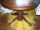 round oak table