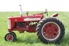 Farmall 400 Tractor + Braun & Helmer