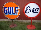 Gulf & Esso signs