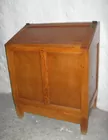 oak lift-top bin * Moyer Auction & Estate Co.