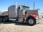 1999 Kenworth W900L Tandem Axle Truck Tractor