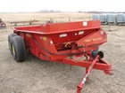 New Holland 185 Tandem Axle Manure Spreader