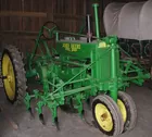 John Deere B