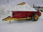 New Holland 512 spreader - fresh paint