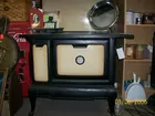 Antique Wood Cook Stove - Merritt Family Auctions
