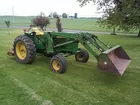 John Deere 3020