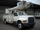 1998 Ford F-800 Single Axle Digger Derrick Truck