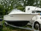 2005 Trophy Boat