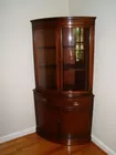 MAHOGANY CORNER CHINA CABINET