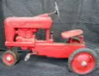 Eska IH Farmall 400 Pedal Tractor