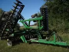 John Deere 650 32 1/2 ft. Tandem Disk