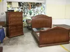 THREE PIECE QUEEN BEDROOM GROUP