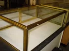 Folding Showcases