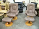 PAIR OF LEATHER STRESSLESS CHAIRS