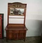 OAK WASH STAND W/ MIRROR