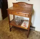OAK SERVER TO DINNING ROOM SUITE