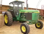 John Deere 4240
