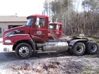 2005 Mack Vision semi tractor