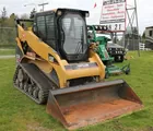 Cat Skidsteer