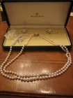 Mikimoto Pearls/Earrings