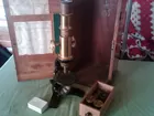Microscope by L.Noir Pairs