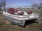 19' Pontoon