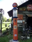 VINTAGE GULF GAS PUMP