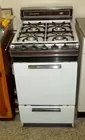 Caloric Gas Range