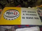 MA'S ROOT BEER SIGN