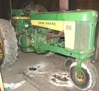 JD 620 tractor