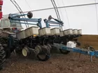 Kinze 2200 12-30 Planter