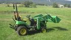 JOHN DEERE 210