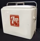 7UP metal picnic cooler