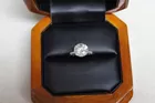 4.10ct diamond ring, 3.70 center