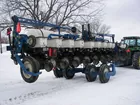 Kinze pic. 2, finger, liq. fert. planter