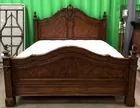 Traditional Style King Size Bed W/ Mattress