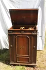 Victrola Credenza phonograph - working