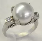 Antq. Platinum Large Pearl Ring