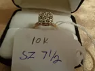 10KT GOLD RING SZ 7.5