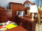 Universal bedroom set