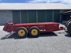 New Holland 185 Manure Spreader