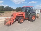 Kubota L4330 HST,DSL W/ LA 853 Quick Attach Loader