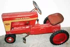 ESKA Farmall 560 Narrow Nose Pedal Tractor 35L