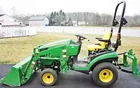 John Deere 1025 Tractor w/ Loader