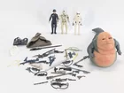 Lot# 411 - STAR WARS ACTION FIGURES WEAP