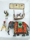 TROPHY MINIATURES LEAD ELEPHANT W/ FIGURES