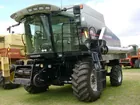 2005 Gleaner R65 Combine
